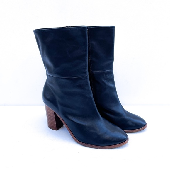 Splendid Black Leather Ankle Boots - Picture 1 of 8